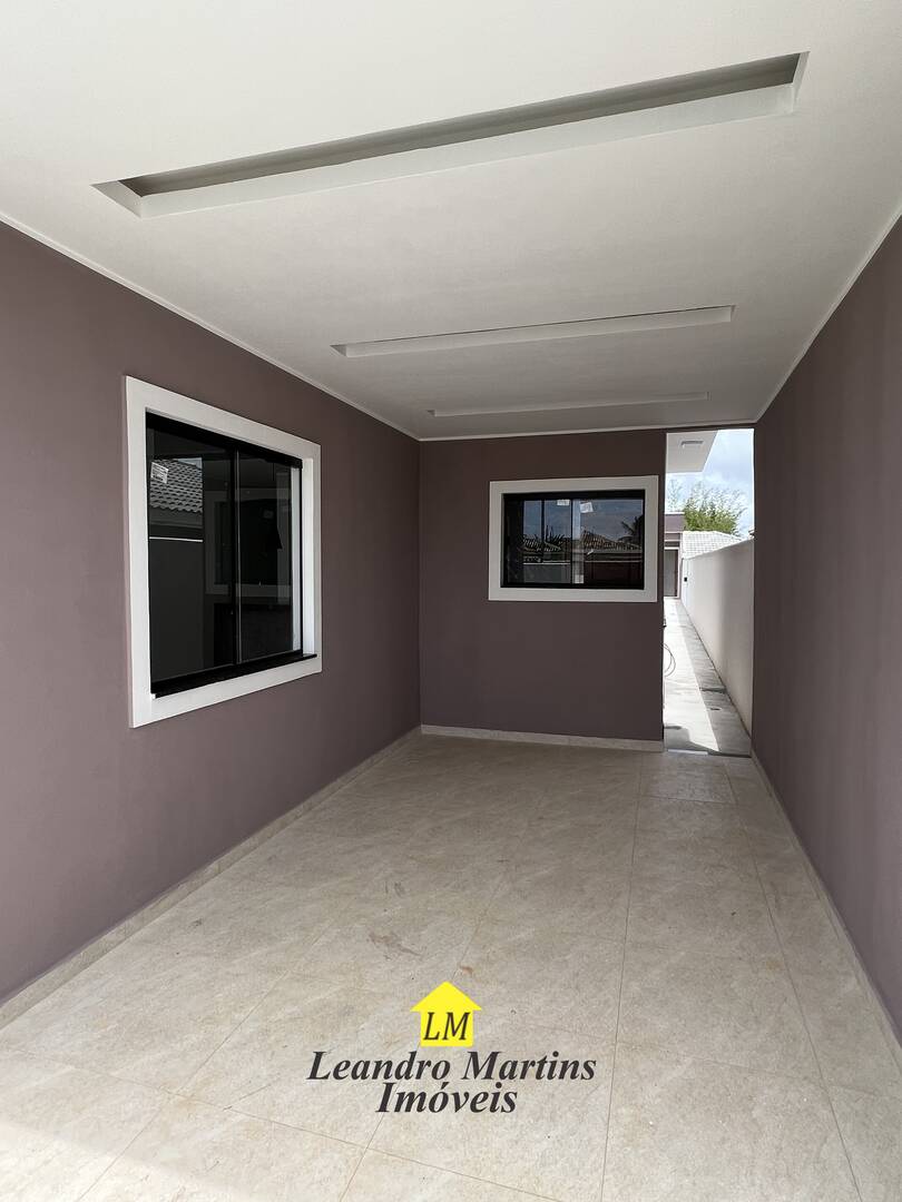 Casa à venda com 3 quartos, 240m² - Foto 4