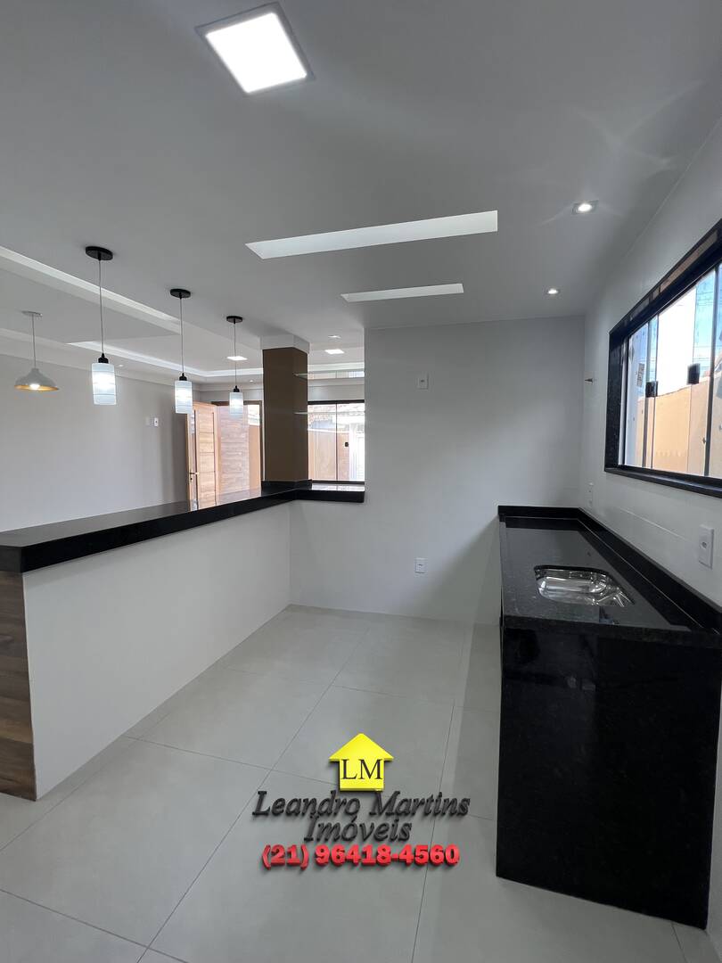 Casa à venda com 3 quartos, 220m² - Foto 27