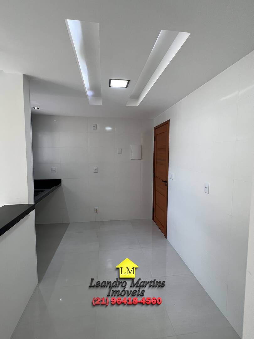 Casa à venda com 3 quartos, 240m² - Foto 27